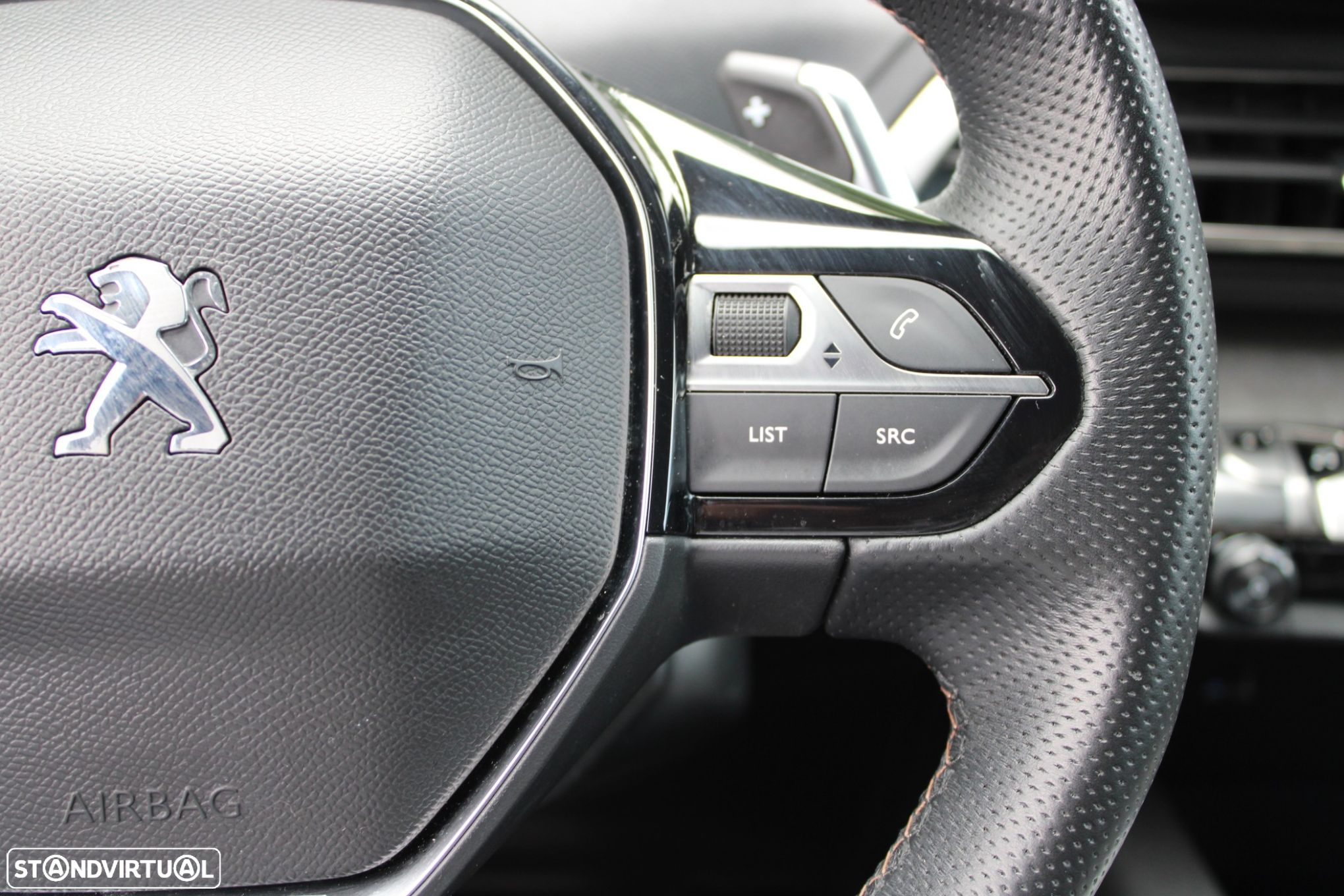 Peugeot 3008 1.6 Hybrid GT e-EAT8 - 21