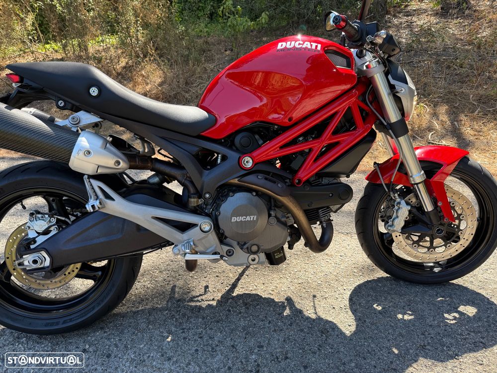 Ducati Monster 696 - 21