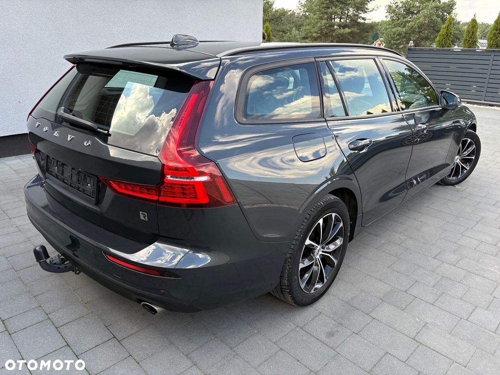 Volvo V60 D3 Momentum Pro - 4