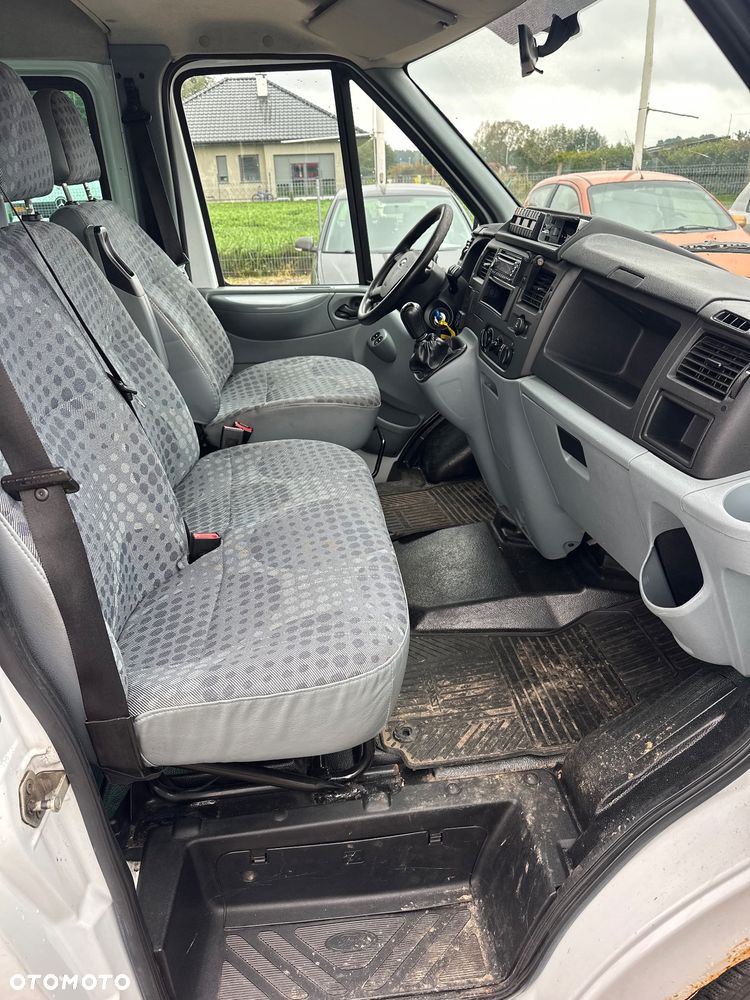 Ford Transit 300 K TDCi Pkw Basis - 12