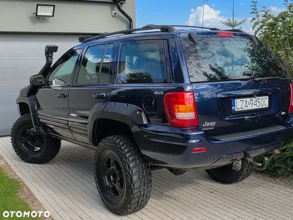 Jeep Grand Cherokee - 33