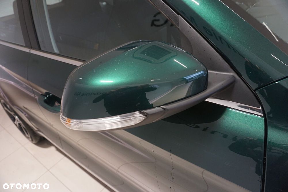 MG ZS - 15
