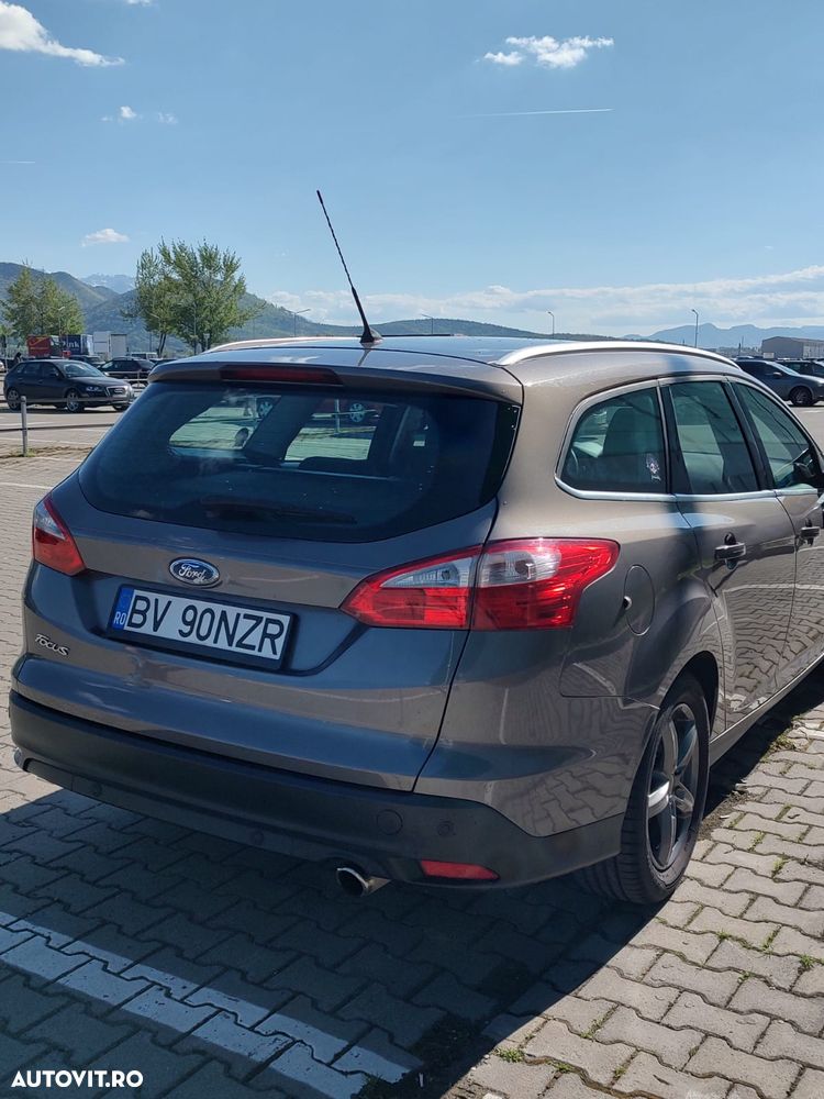 Ford Focus 2.0 TDCi DPF Titanium - 12
