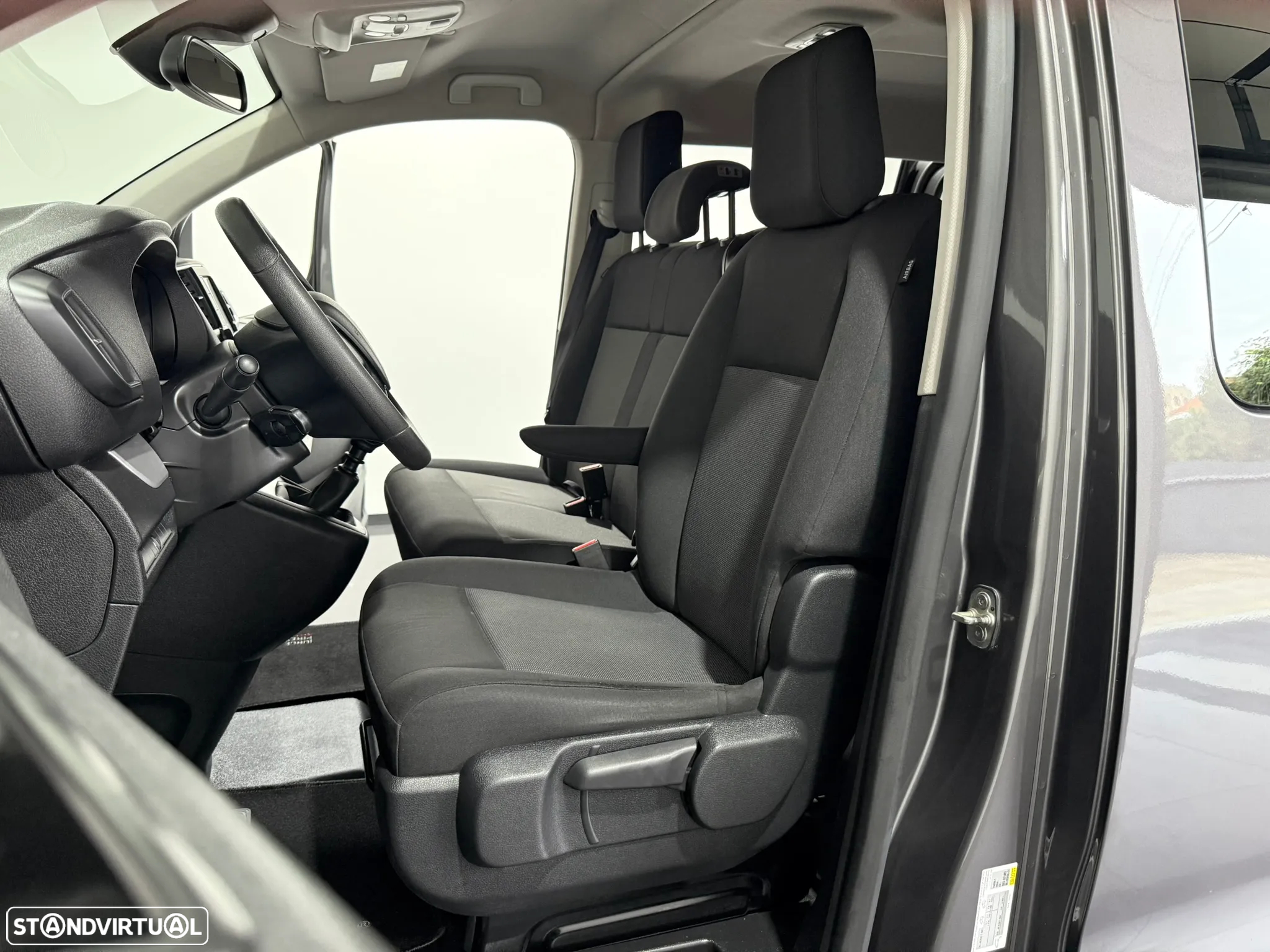Peugeot Traveller 1.5 BlueHDi L2H1 Active Standard - 27