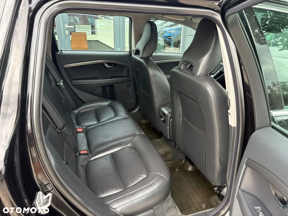 Volvo V70 D3 Geartronic Momentum - 17