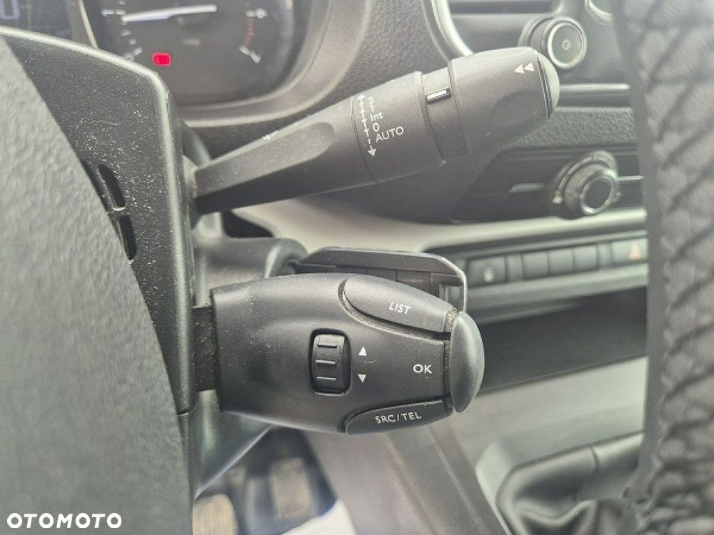 Opel Vivaro - 20