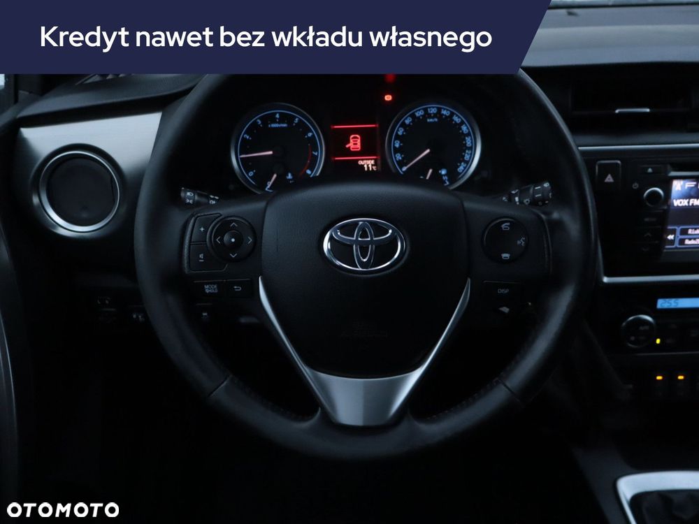 Toyota Auris - 19