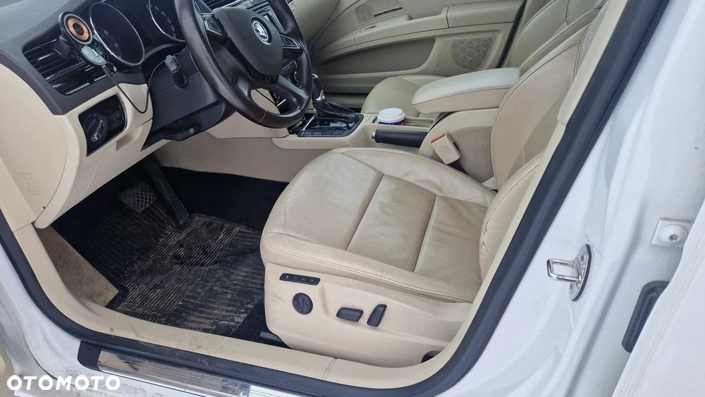 Skoda Superb 2.0 TSI L&K DSG - 10
