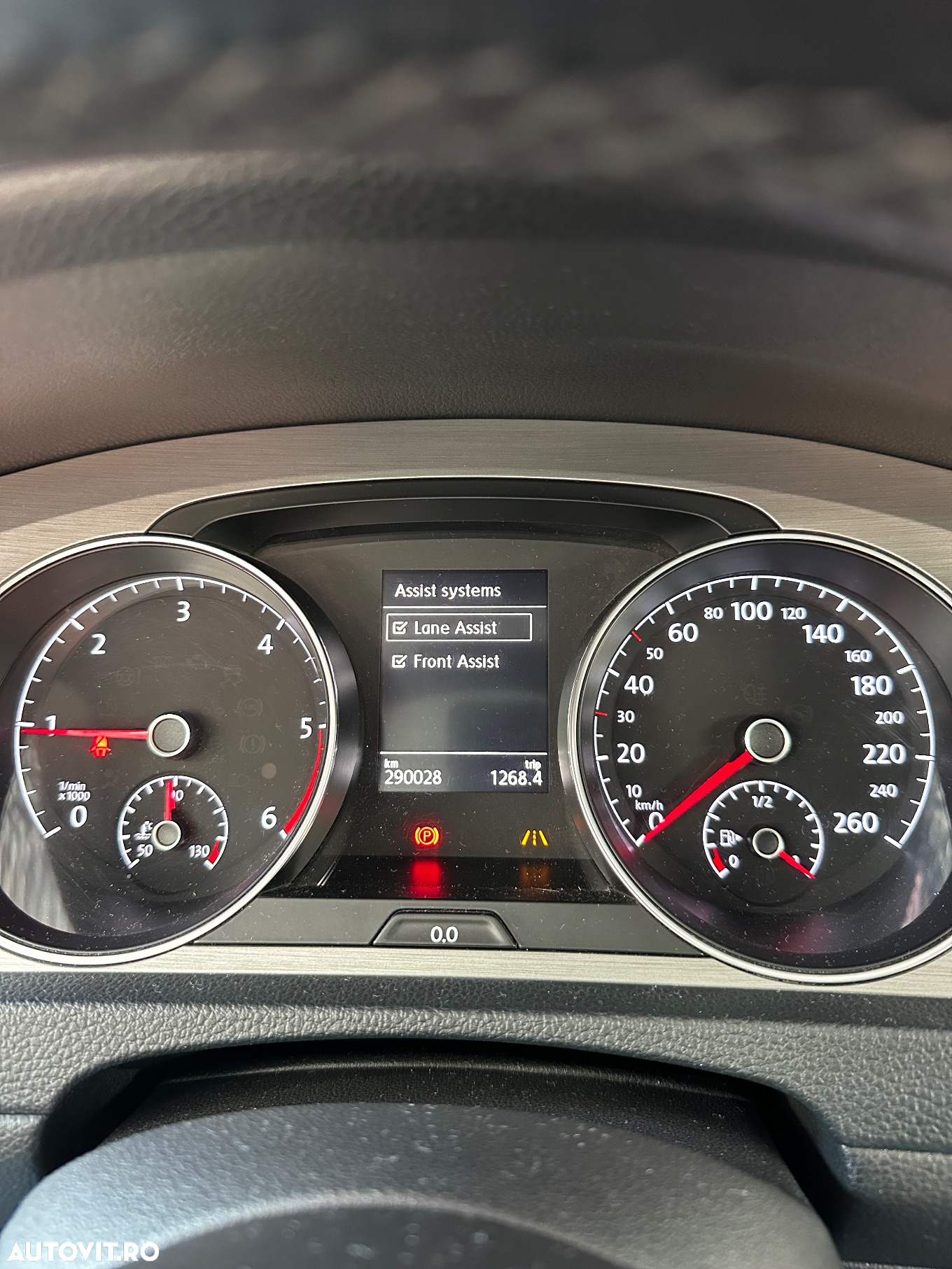 Volkswagen Golf 2.0 TDI Highline - 13