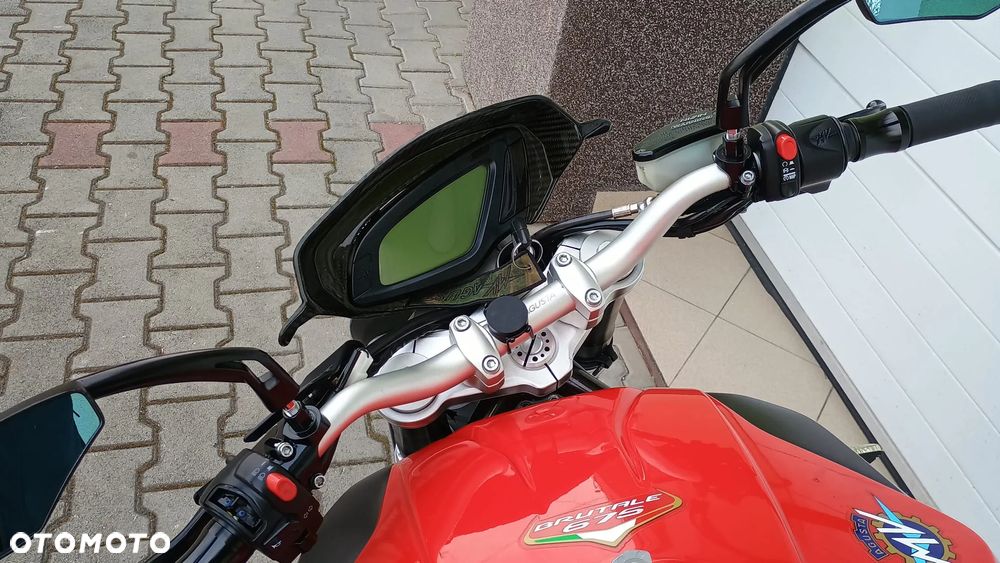 MV AGUSTA Brutale - 10
