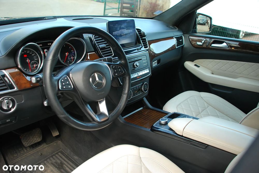 Mercedes-Benz GLE 250 d 4-Matic - 9