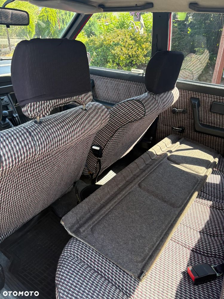 Polonez Caro - 9