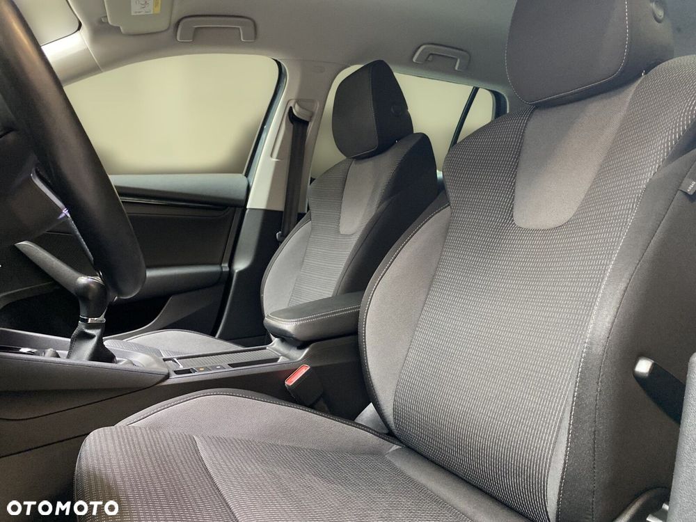 Skoda Octavia 2.0 TDI Ambition - 11