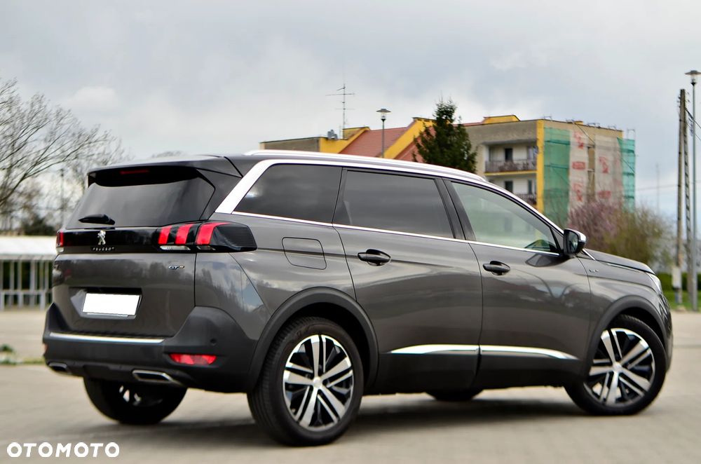 Peugeot 5008 - 10