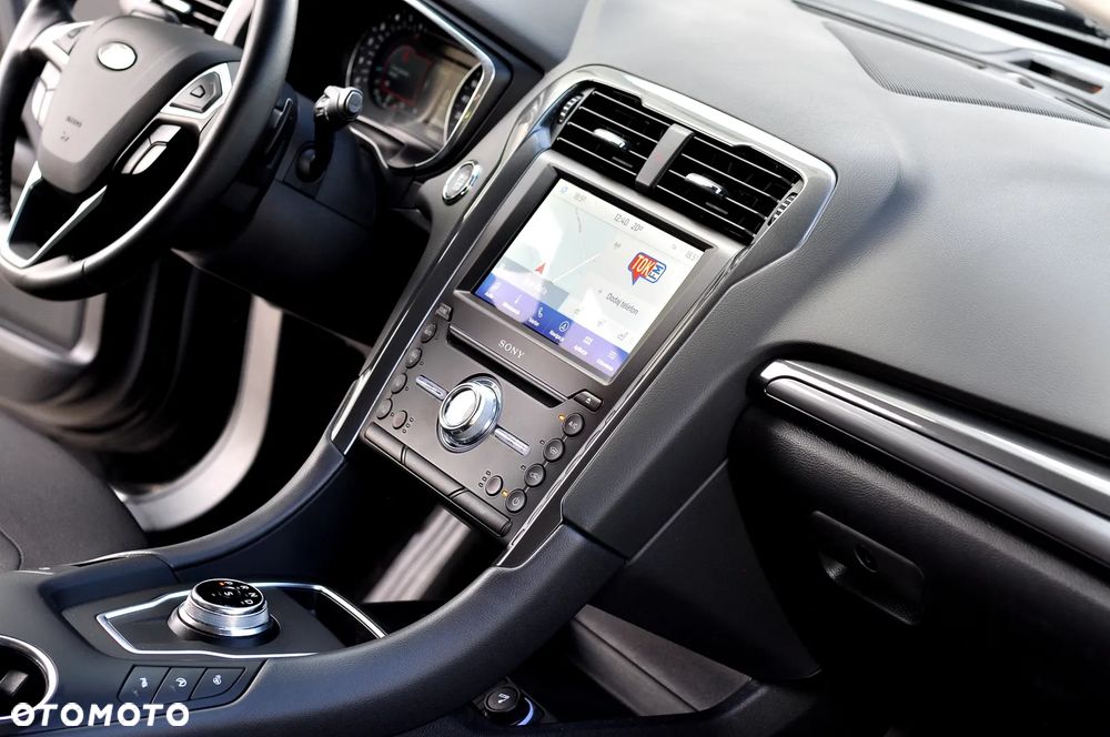 Ford Mondeo 2.0 EcoBlue Titanium - 18