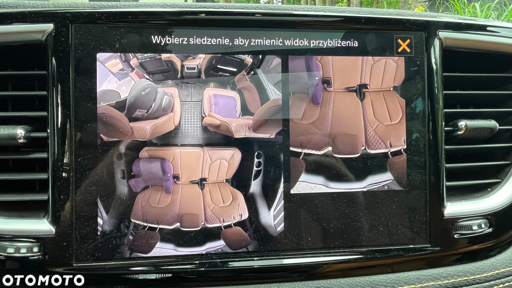 Chrysler Pacifica - 12
