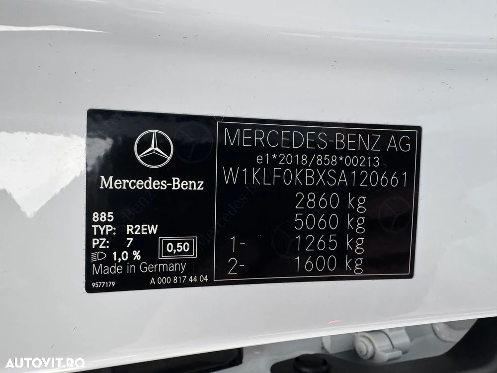 Mercedes-Benz E 300de 4Matic 9G-TRONIC AMG Line NIGHT Edition - 35