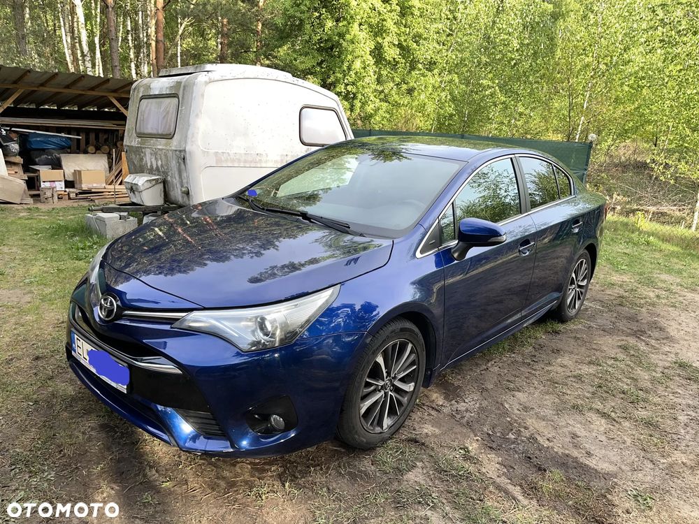 Toyota Avensis 1.8 Premium - 3