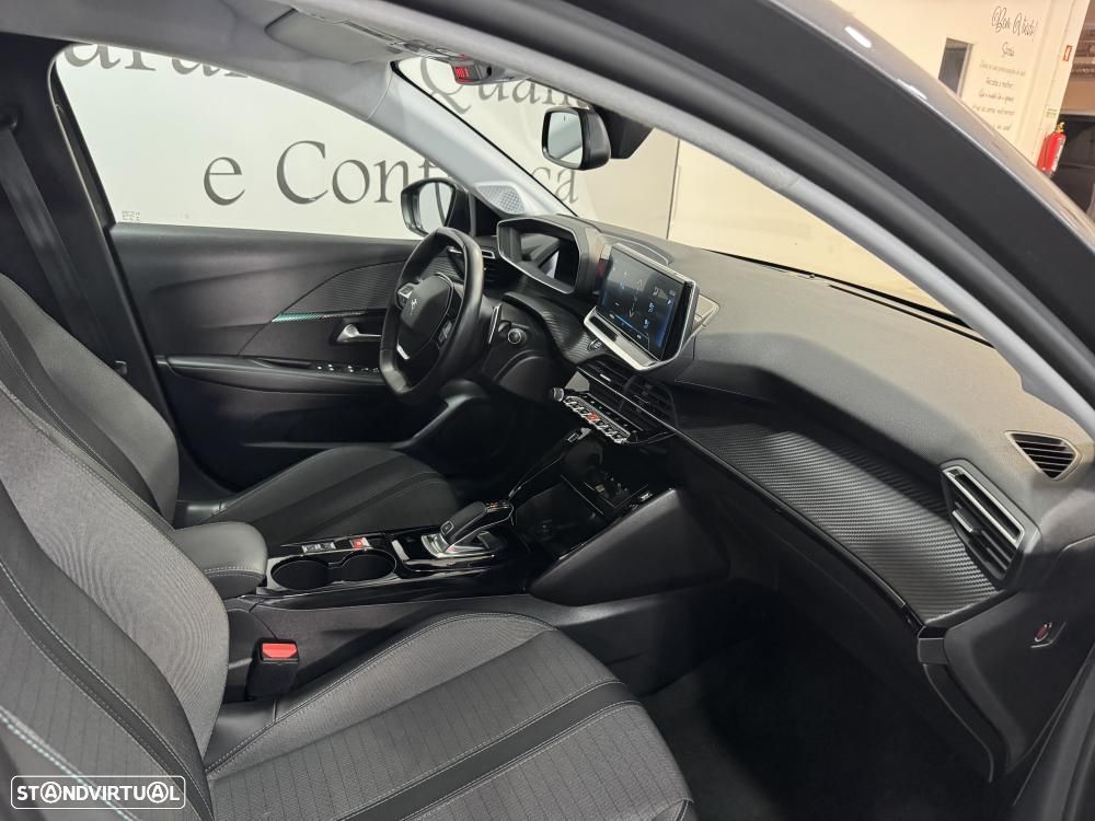 Peugeot 208 1.2 PureTech Allure EAT8 - 35