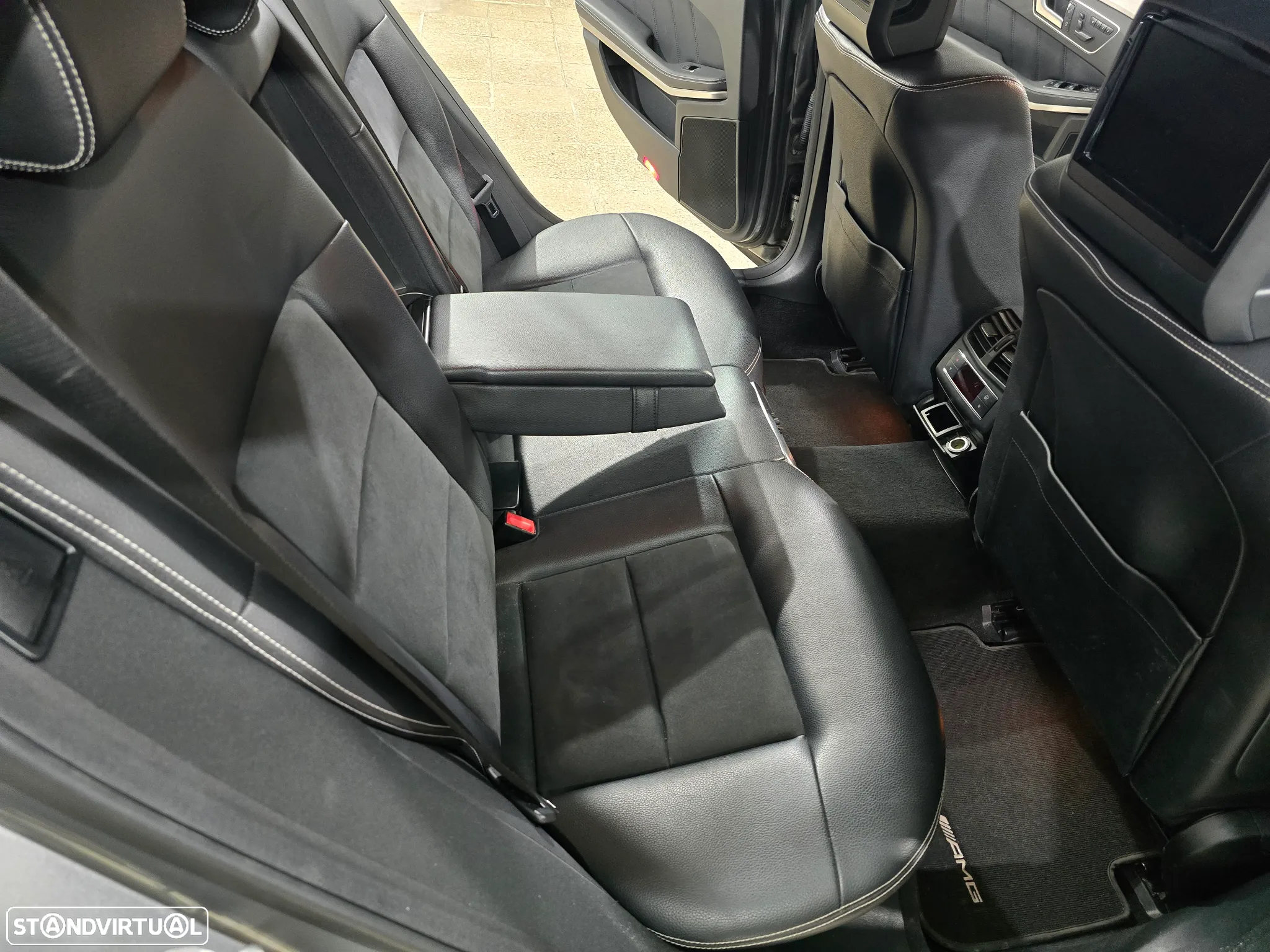 Mercedes-Benz E 250 CDi Avantgarde BlueEfficiency Auto. - 9