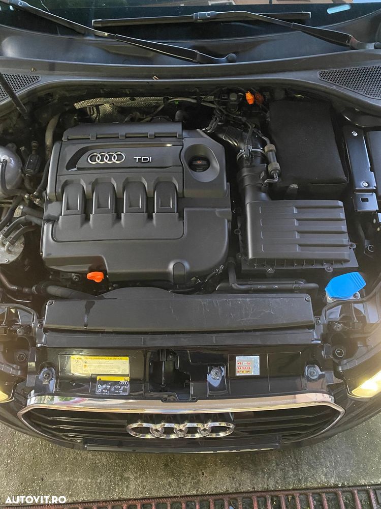 Audi A3 Sportback 2.0 TDI S line Sportpaket - 23