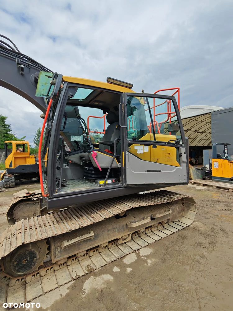 Volvo EC 140 DL - 8