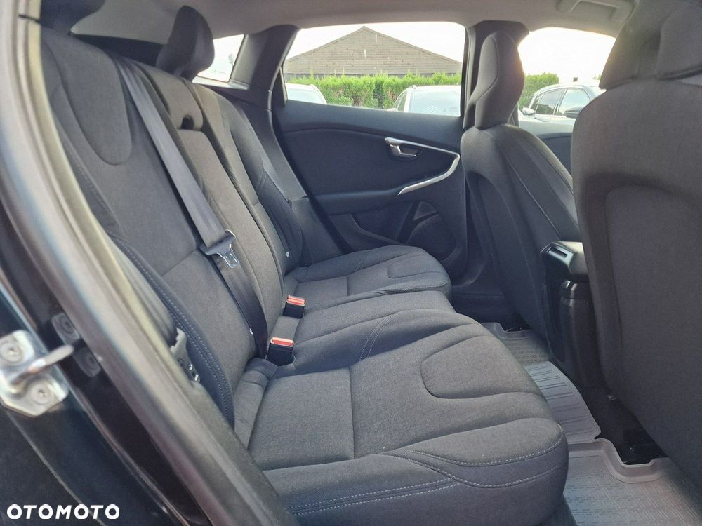 Volvo V40 D2 You - 21