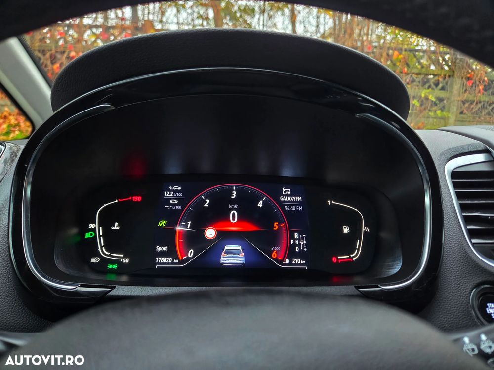 Renault Espace BLUE dCi 160 EDC BUSINESS EDITION - 25