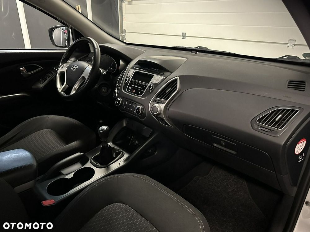 Hyundai ix35 - 11