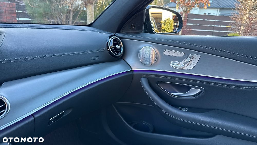 Mercedes-Benz Klasa E 200 AMG - 20