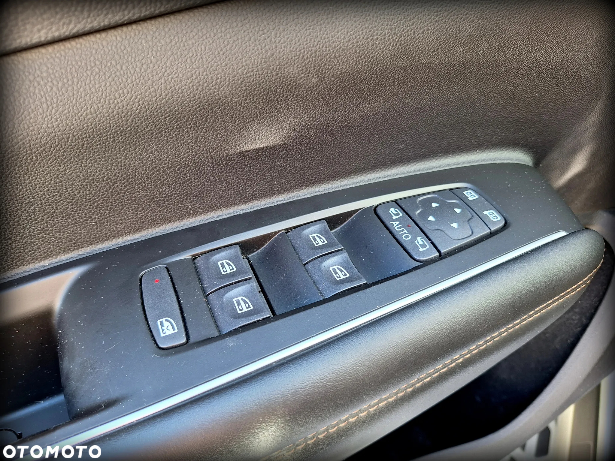 Renault Koleos 2.0 Blue dCi Initiale Paris 4x4 X-Tronic - 30