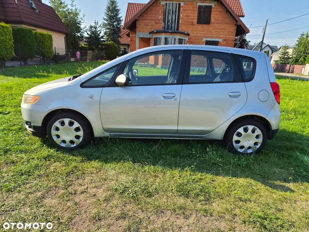 Mitsubishi Colt - 14