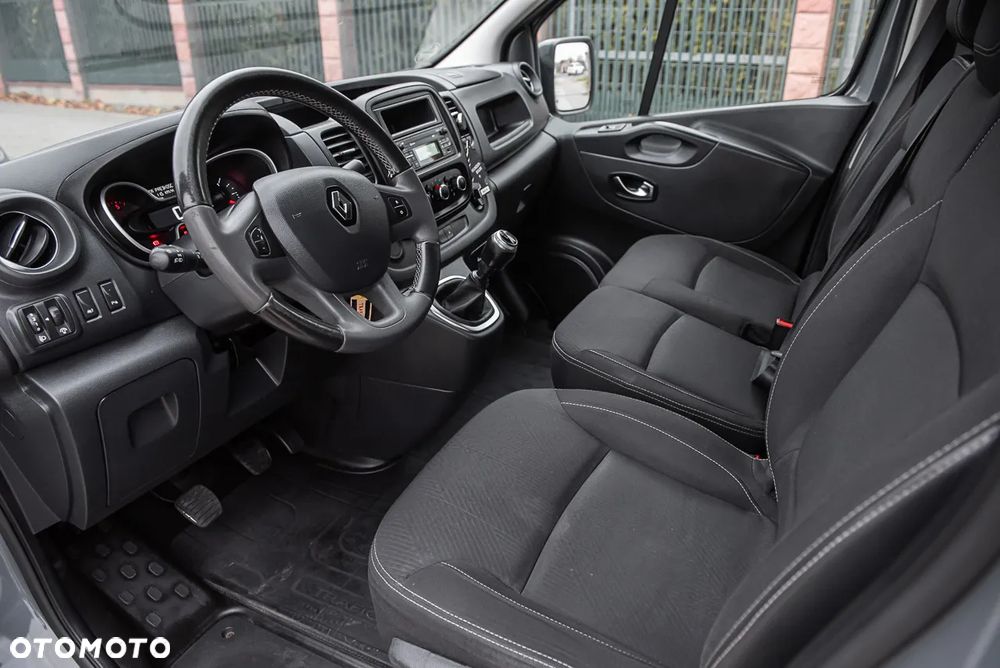 Renault TRAFIC - 11