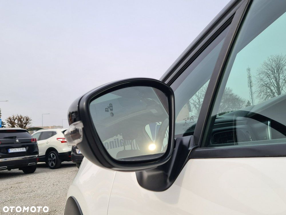 Citroën C3 1.2 PureTech Shine EAT6 - 36