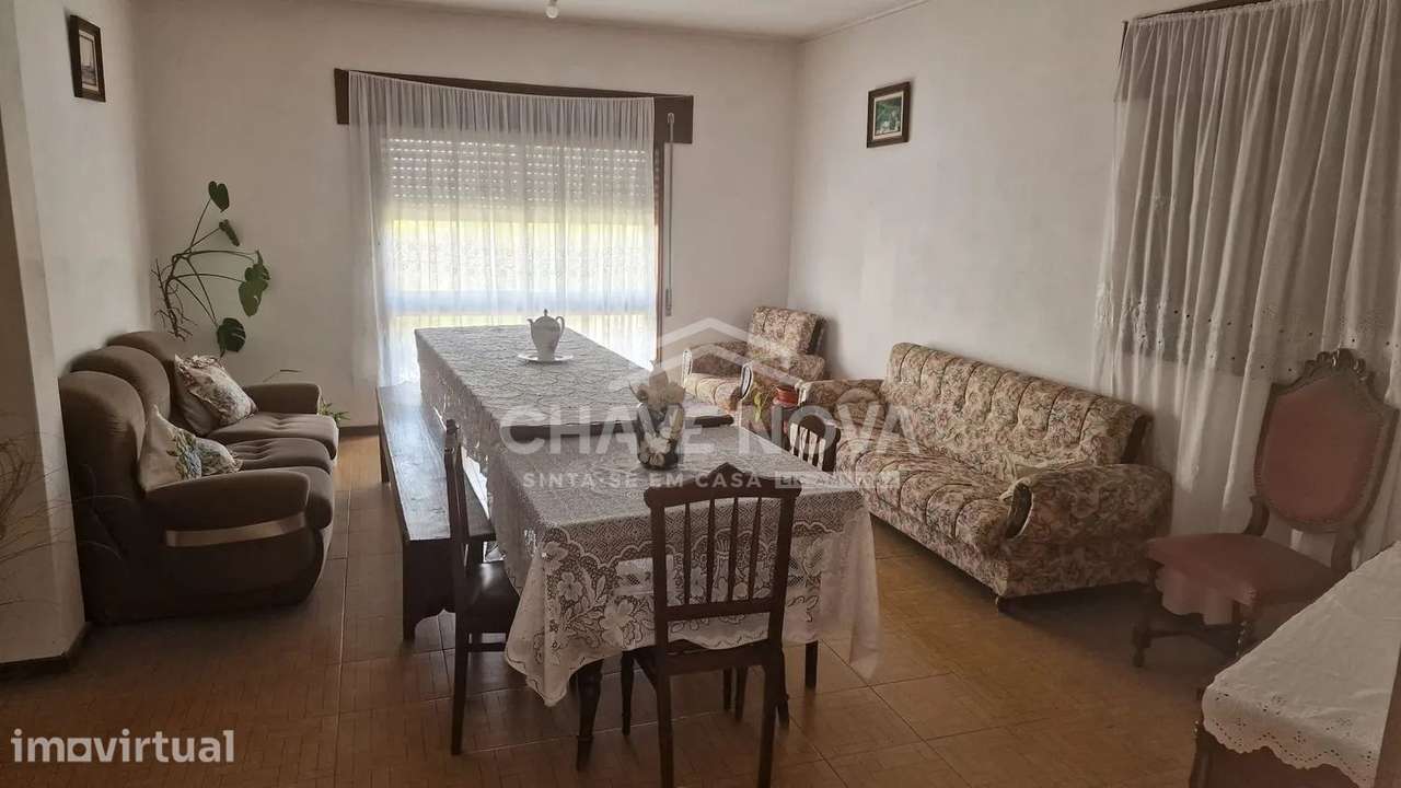 JD - Moradia T3 Isolada com 800 m² de Terreno em Mancelos, Amarante - Grande imagem: 3/24