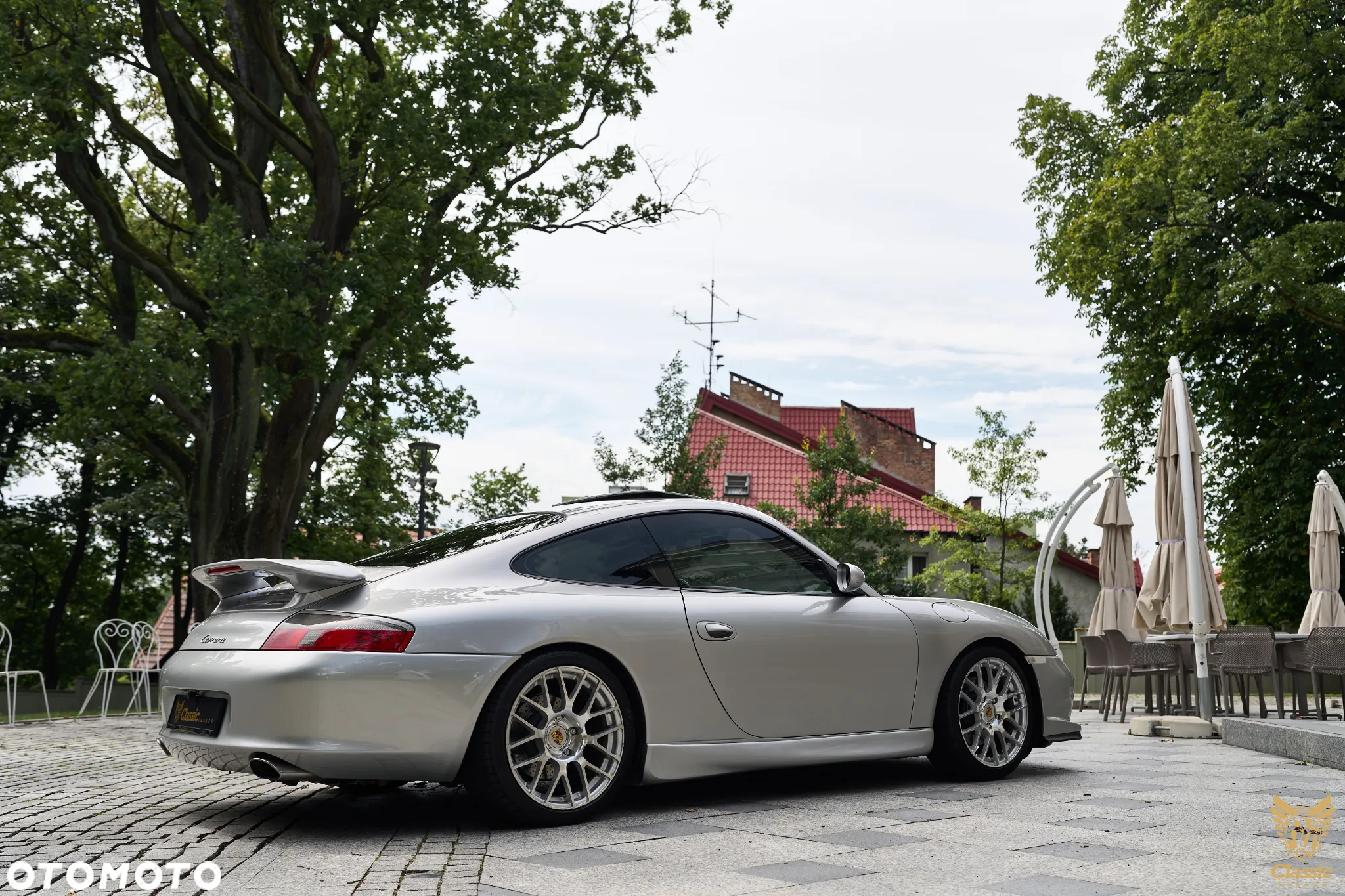 Porsche 911 Carrera - 10