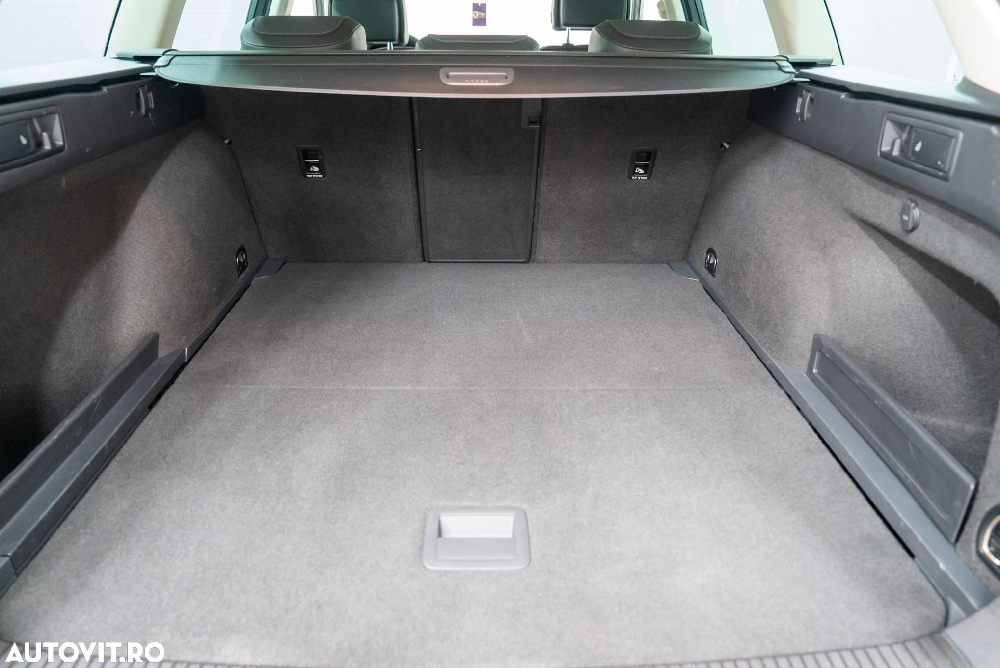 Volkswagen Passat Alltrack - 23