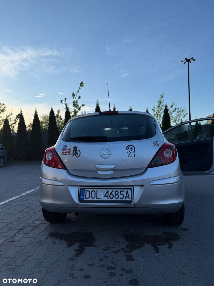 Opel Corsa - 16