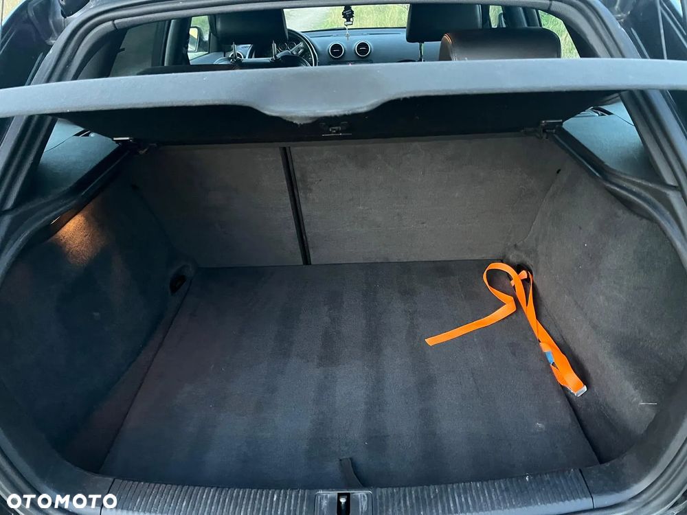 Audi A3 Sportback - 8