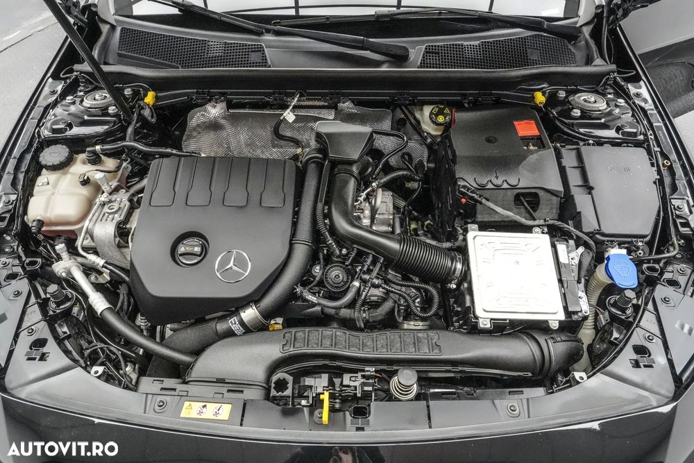 Mercedes-Benz A 160 Advanced Progressive - 24