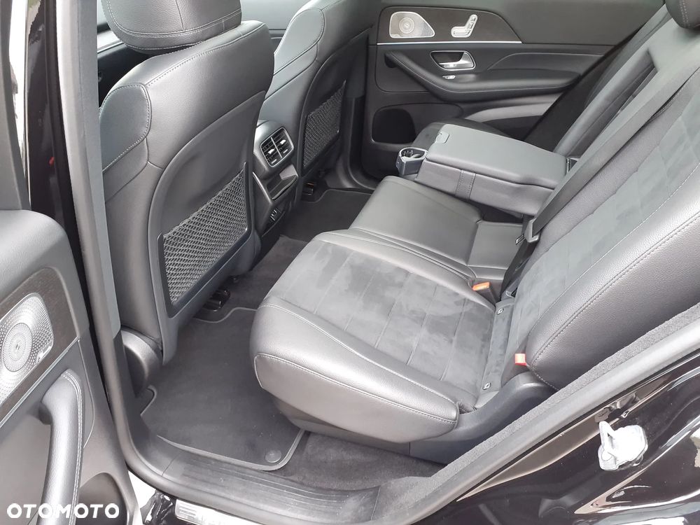 Mercedes-Benz GLE 300 d 4Matic 9G-TRONIC AMG Line - 24
