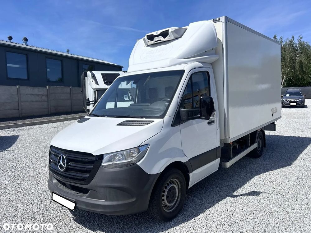 Mercedes-Benz Sprinter - 1