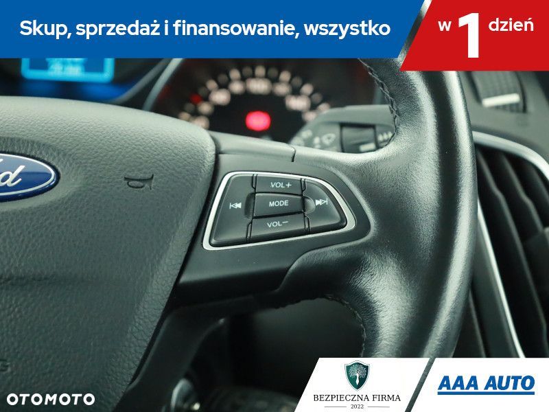 Ford Focus - 17