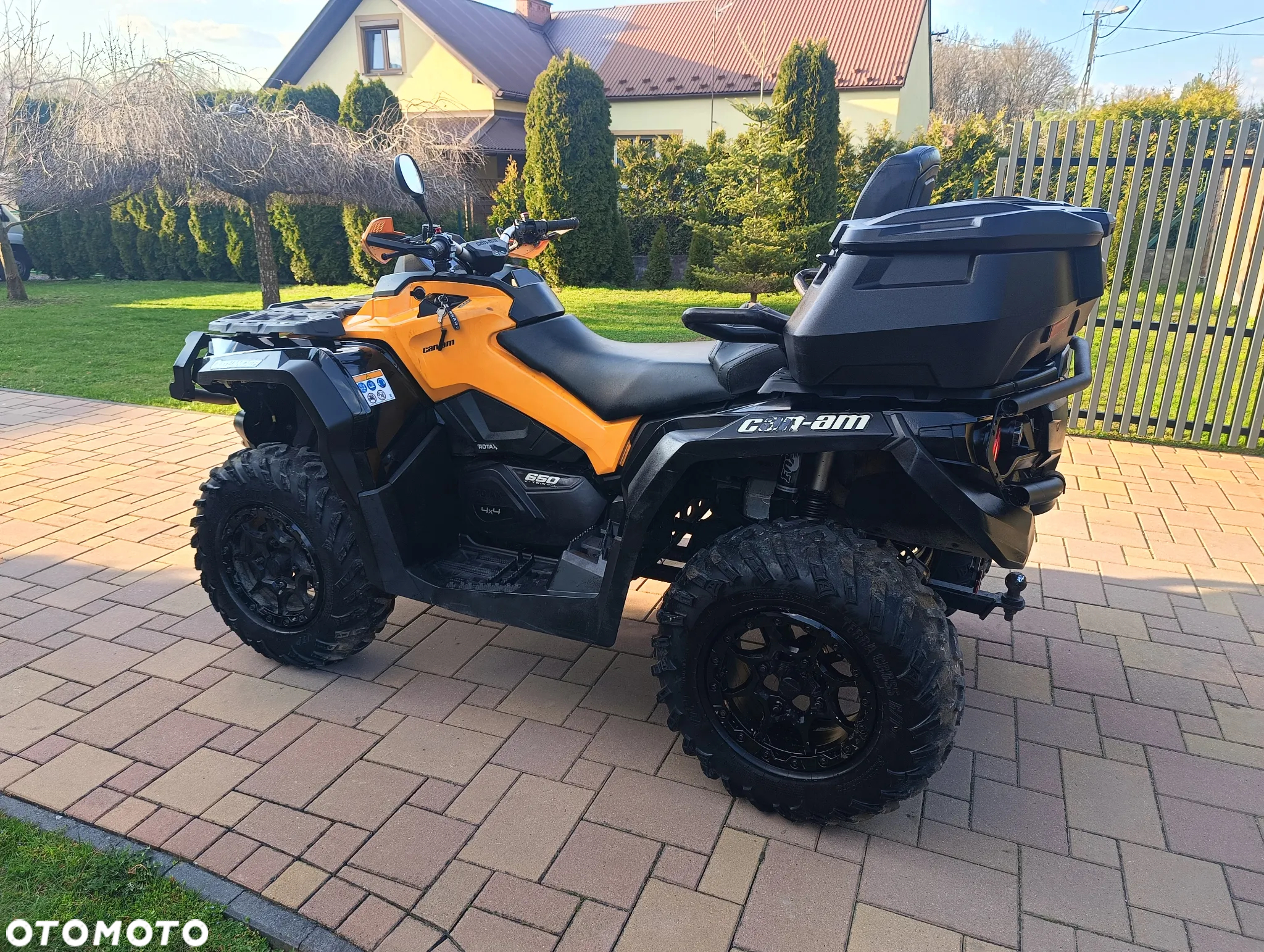 Can-Am Outlander Max
