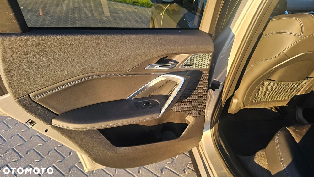 BMW iX1 xDrive30 66.5kWh M Sport Edition - 13