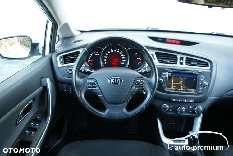 Kia Ceed 1.6 GDI Dream Team Edition - 7