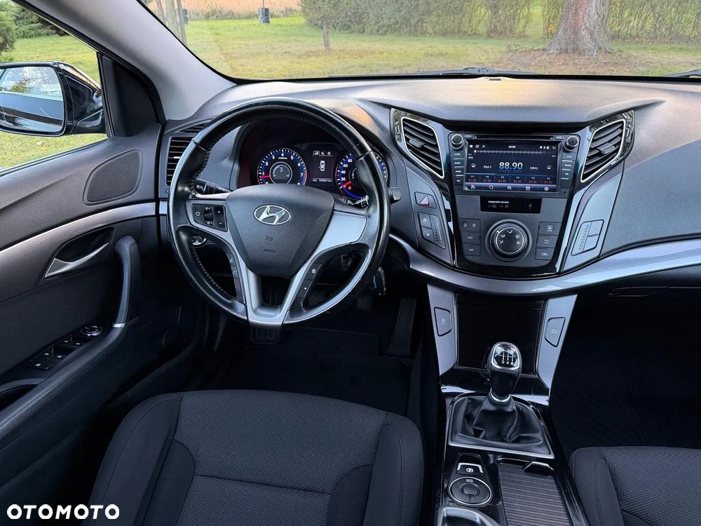 Hyundai i40 Kombi 1.6 Trend - 9