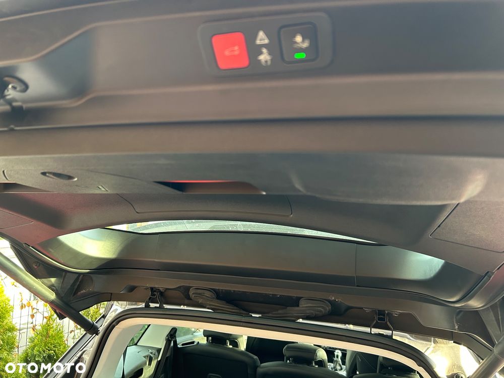 Peugeot 5008 1.5 BlueHDi Allure S&S - 17