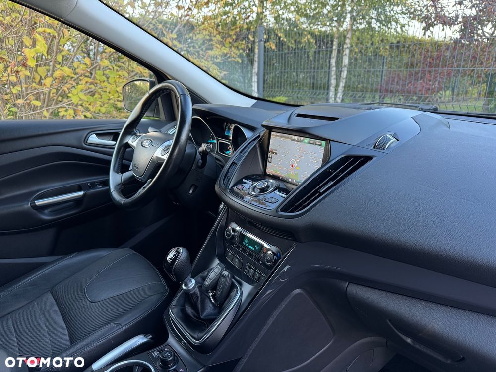 Ford Kuga 2.0 TDCi 4x4 Individual - 32