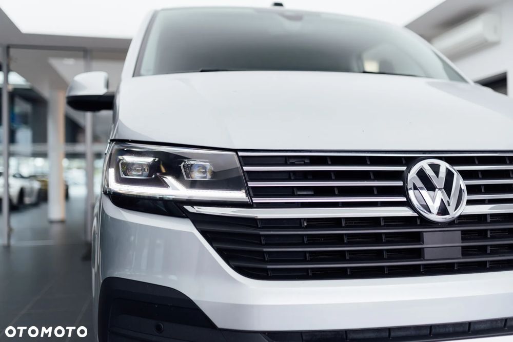 Volkswagen Caravelle - 38
